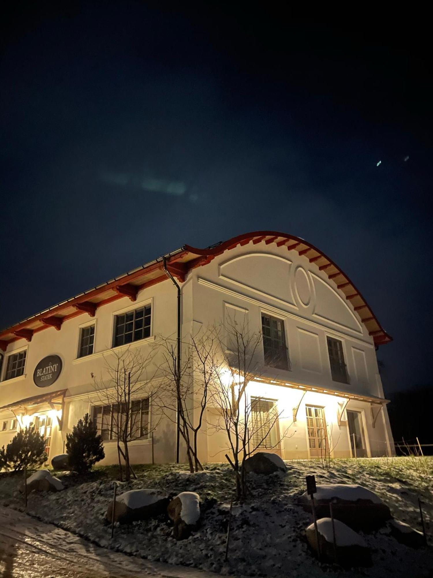 Statek Blatiny Hotel Sněžné Exterior foto