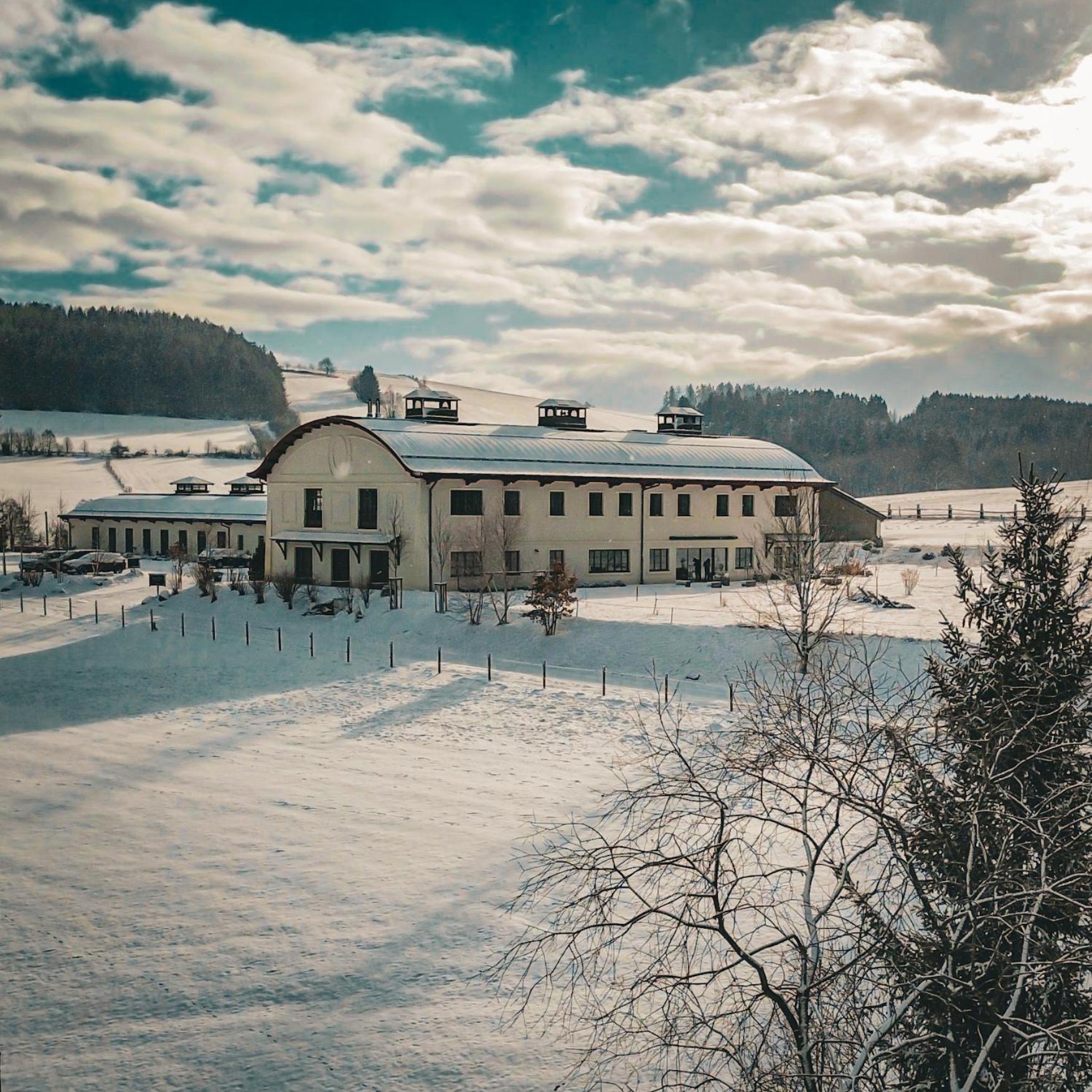 Statek Blatiny Hotel Sněžné Exterior foto